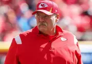 Chiefs' Bumpy 2025 Season Ends with Rare Top 10 Draft Pick & Emotional Finale