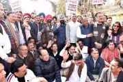 Congress Protests in Dehradun Demanding CBI Probe Into Farmer's Suicide