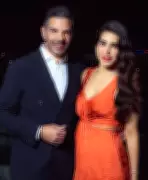 Delhi High Court Summons Priya Kapur in Family Trust Dispute Filed by Sunjay Kapur's Mother