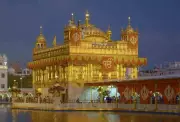 Delhi Influencer Apologizes for Golden Temple Sarovar Act, Claims Ignorance of Protocol