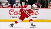 Detroit Red Wings Soar to Top of Eastern Conference with 5-3 Win Over Senators