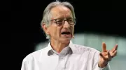 Godfather of AI Geoffrey Hinton Warns Humanity Could Be Wiped Out by Unchecked Technology