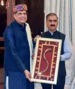 Himachal CM Sukhu Urges Centre to Ban Apple Imports During Peak Season