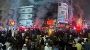Major Fire at Karachi Shopping Mall Claims Lives, Leaves Many Trapped