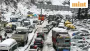 Manali Snowfall Chaos: Thousands Stranded as Himachal's First Snow Brings Traffic Nightmare