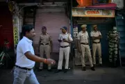 Mumbai Polling Station Sees Saffron-Clad Party Workers Clash With Police