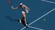 Rybakina Powers Past Swiatek Into Australian Open Semifinals With Dominant Serve