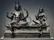Smithsonian Returns Looted Indian Sculptures After Provenance Investigation