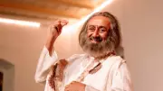 Sri Sri Ravi Shankar's 7 Practical Quotes on Love & Relationships