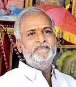 Tamil Nadu Minister Distributes Free Laptops to 284 College Students in Chennai