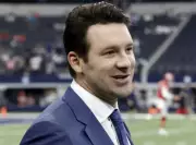 Tony Romo's Viral Slip: Calling Josh Allen 'Mahomes' Sparks NFL Broadcasting Debate