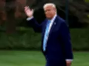 Trump Threatens 50% Tariffs on Canadian Planes, Moves to Decertify