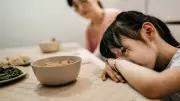 Why You Feel Sleepy After Eating: 3 Science-Backed Reasons Explained