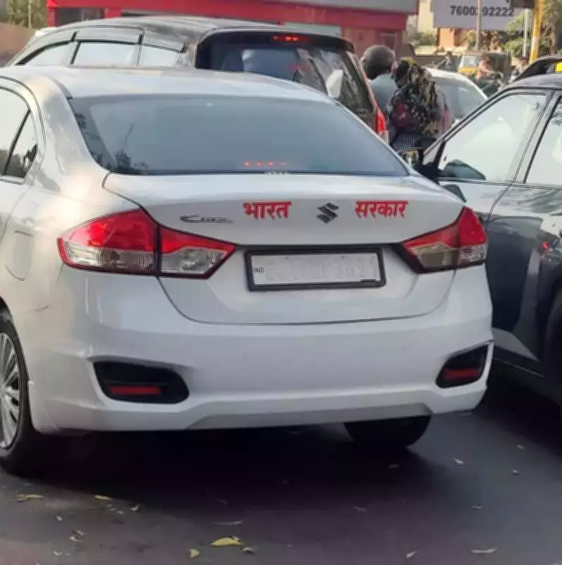 Ahmedabad Accident Exposes Systemic Lapse: 5-6 Lakh Vehicles in Gujarat Lack Valid Plates