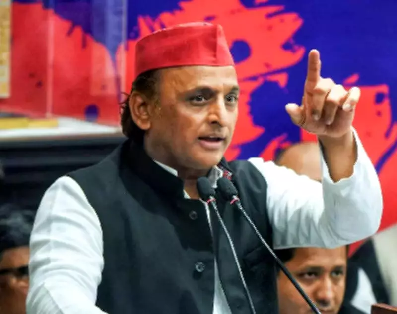 Akhilesh Yadav Slams BJP Over Shankaracharya Row, Accuses Party of Corruption