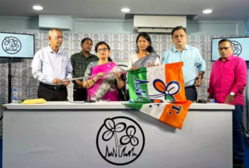 Asian Games Champion Swapna Barman Joins Trinamool Congress Ahead of Bengal Polls