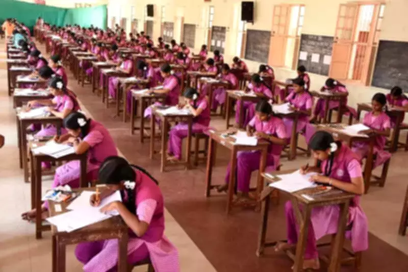 Bagalkot District Announces Cash Incentives for SSLC Toppers in Government Schools