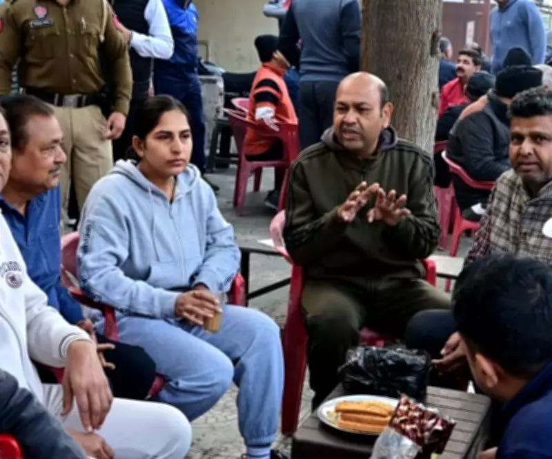 Bathinda SSP Jyoti Yadav Engages Locals Over Tea Post Farmer-Police Clash Controversy