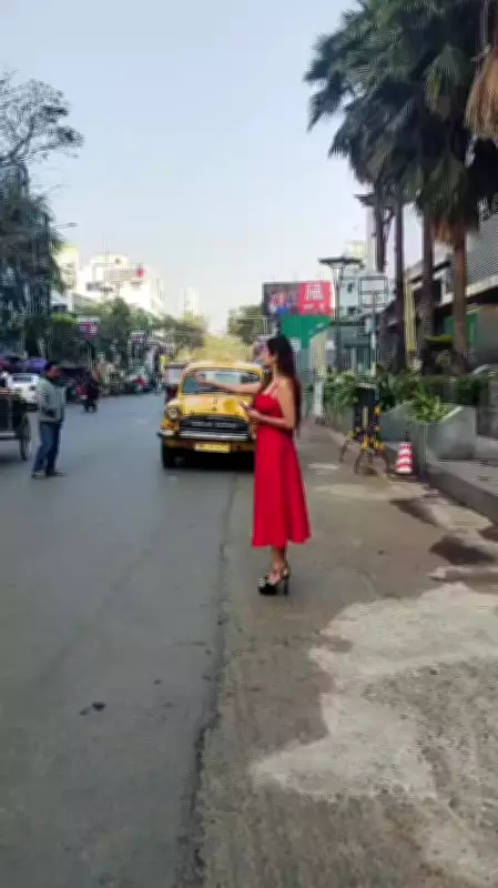 Behind the Scenes: The Story Unfolds on Set in a Captivating Glimpse