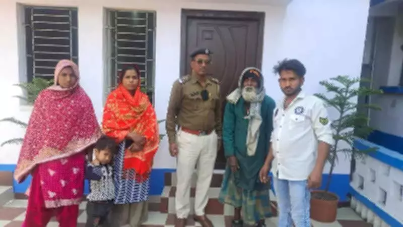 Bengal HAM Radio Enthusiasts Reunite 75-Year-Old Alzheimer's Patient with Family After Decade