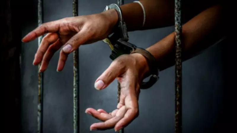 Bengaluru Police Custody Suicide Attempt: Man Swallows Bangle Pieces