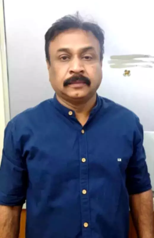 Bengaluru Property Manager Arrested for Road Rage Incident with Man on Car Bonnet