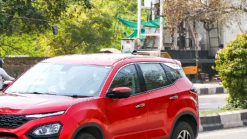 Bengaluru SUV Owner Deliberately Hits Recovery Agents Over Pending EMIs