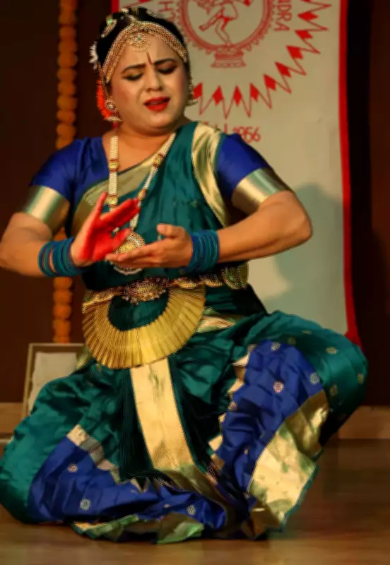 Bharatanatyam Artist Shilpa Delivers Powerful Performance at Pracheen Kala Kendra