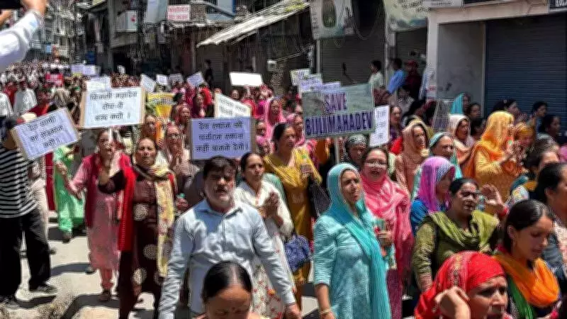 Bijli Mahadev Ropeway Project Suspended After Protests and Staff Manhandling