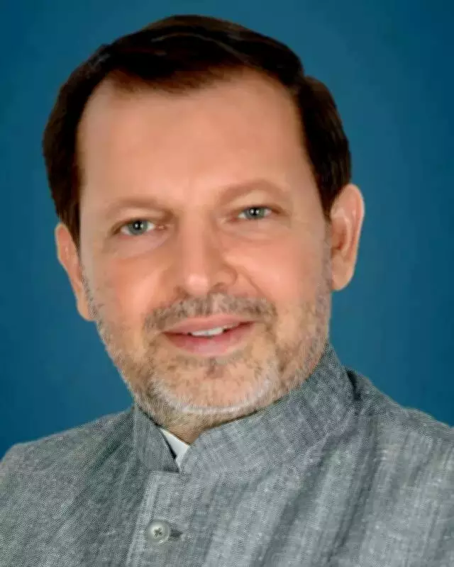 BJP Workers' Stage Brawl in Rohtak Over Seating, Minister Intervenes