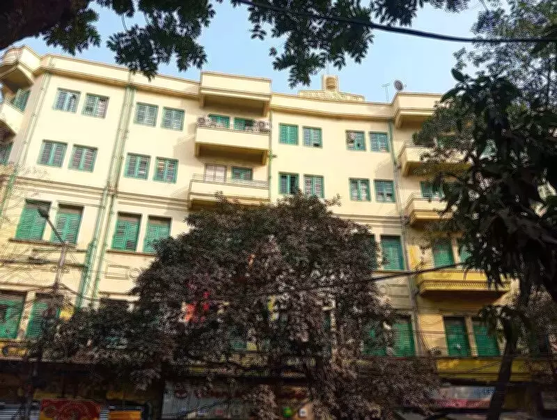 Calcutta High Court Orders PWD to Vacate Bentinck Street Premises Within 90 Days