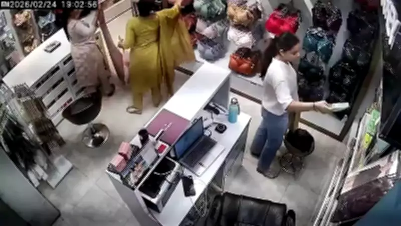 CCTV Captures ₹10,000 Lingerie Theft in Varanasi; 3 Women Booked