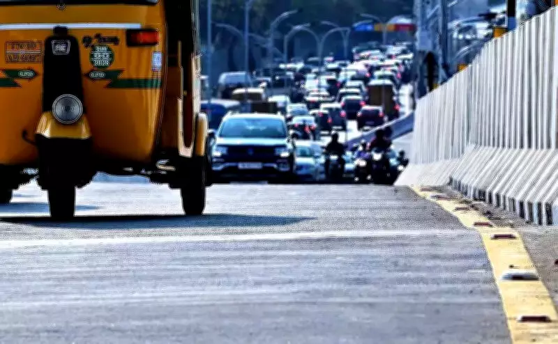 Chennai's New Madhya Kailash Flyover Faces Bumpy Ride Complaints After Inauguration