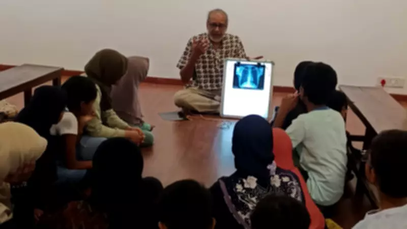 Chennai's Polluted Air Creates Art in 'Pugai Padam' Exhibition