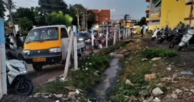 Chitlapakkam Lake Parking Woes Persist Despite Restoration, Sewage Threat Looms