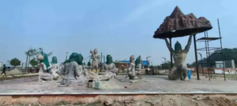 CM Yogi Adityanath Directs Officials to Establish Vaidehi Art Gallery in Ayodhya