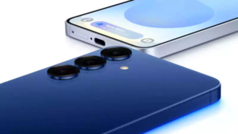 Compact Smartphones Under 6.4 Inches Offer Portable Power in 2026 Market