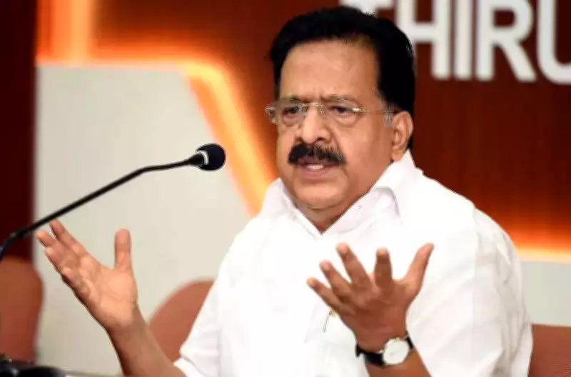 Congress Leader Accuses Kerala CM of Delaying Sabarimala Gold Scam Chargesheet