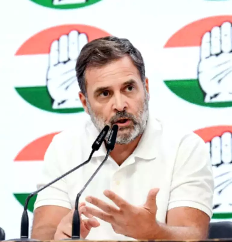 Congress Leaders Join Hooda's Annual Lohri Feast in Delhi, Cross-Party MPs Attend