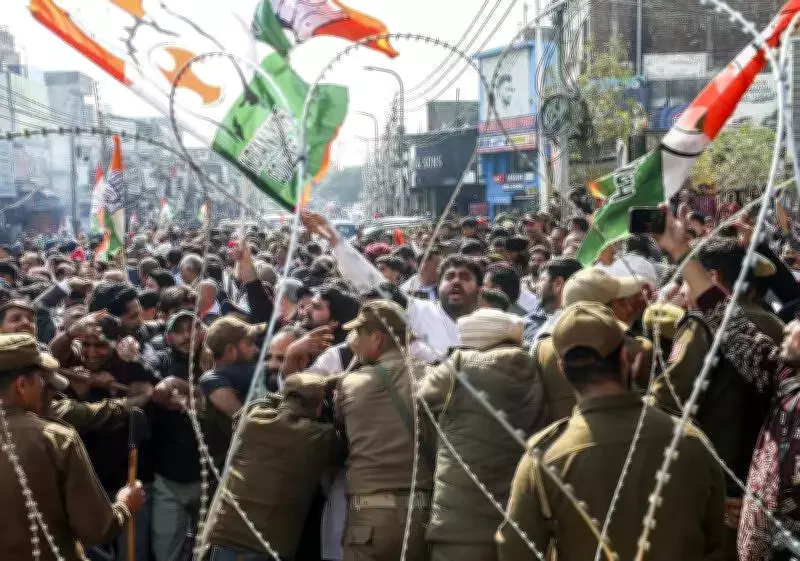 Congress MLA Pargat Singh Detained in Jammu During 'Save MGNREGA' Protest