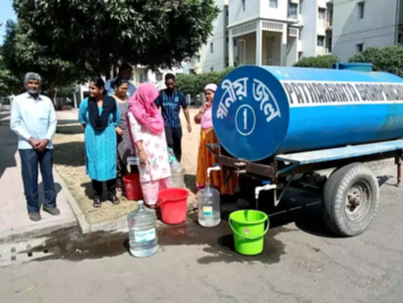 Contaminated Water Reservoir Triggers Health Crisis in Kolkata Housing Complex
