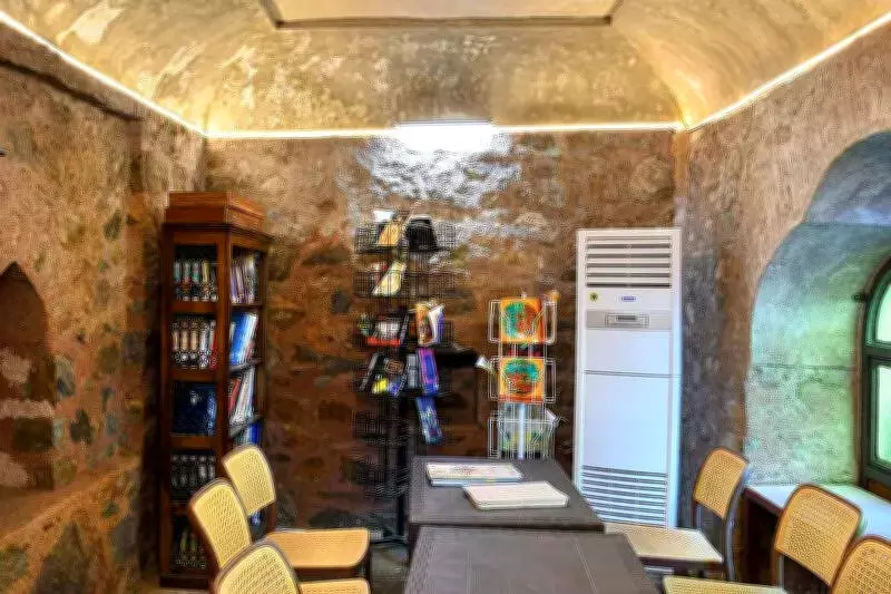 DDA Transforms Unnamed Mehrauli Monument into Vibrant Reading Room