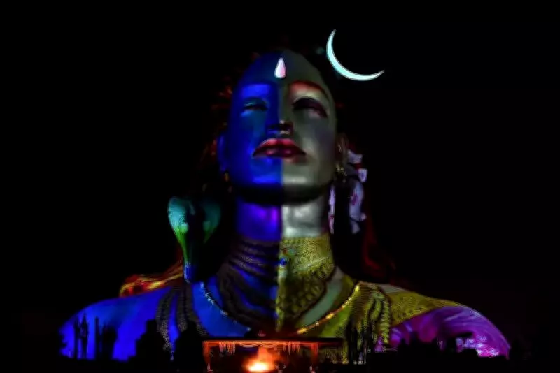 Defence Minister Rajnath Singh to Attend Isha Yoga Center's Mahashivratri Celebrations