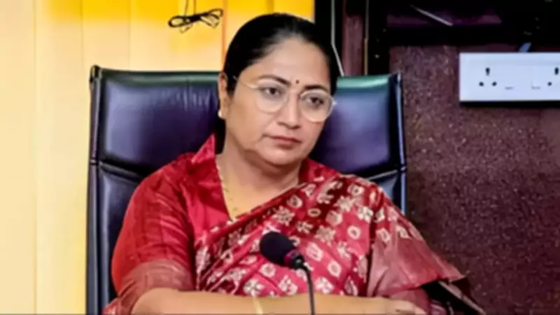 Delhi CM Announces Free LPG Cylinders for Ration Card Holders on Holi & Diwali