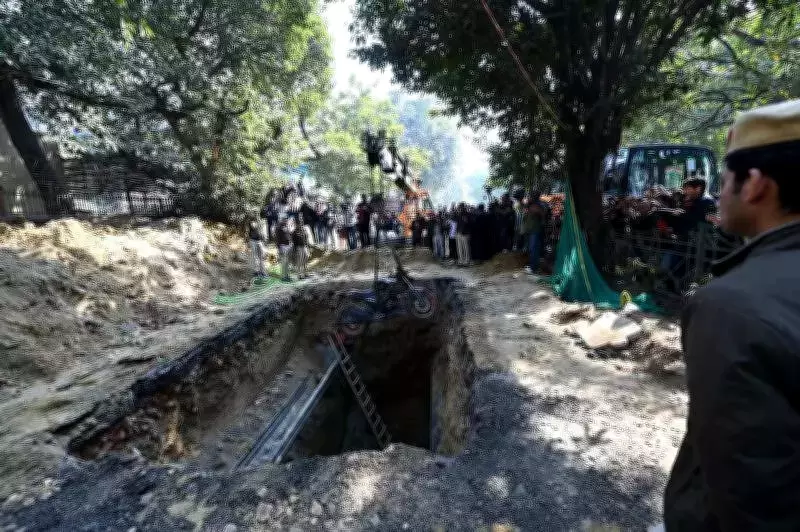 Delhi Jal Board Faces Scrutiny After Fatal Pit Accident, Engineers Suspended