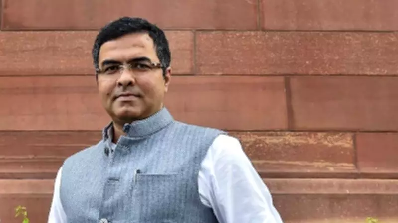 Delhi PWD Issues Strict Safety Orders After Biker's Death in Open Pit