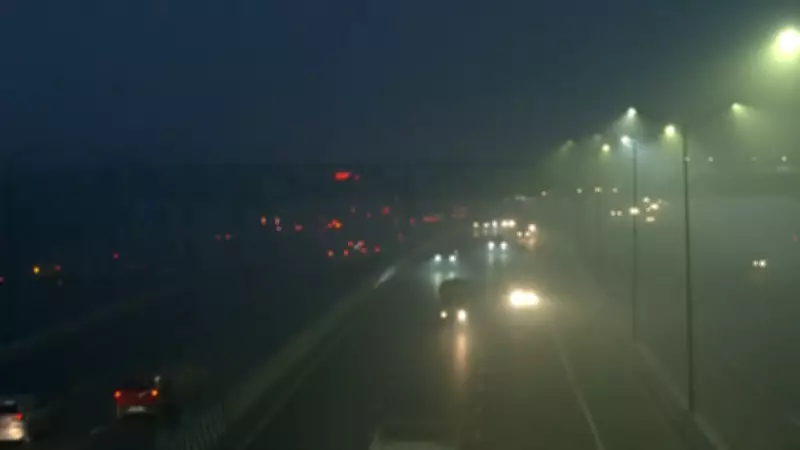 Delhi Wakes to Dense Fog and 'Very Poor' Air Quality, AQI Hits 312