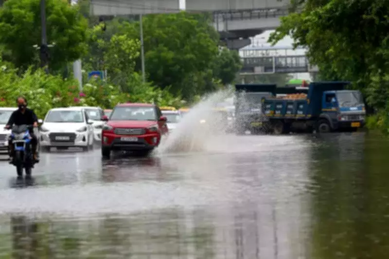 Delhi's Rs 7,207 Crore Road Redevelopment Plan Targets 3,298km of Damaged Network