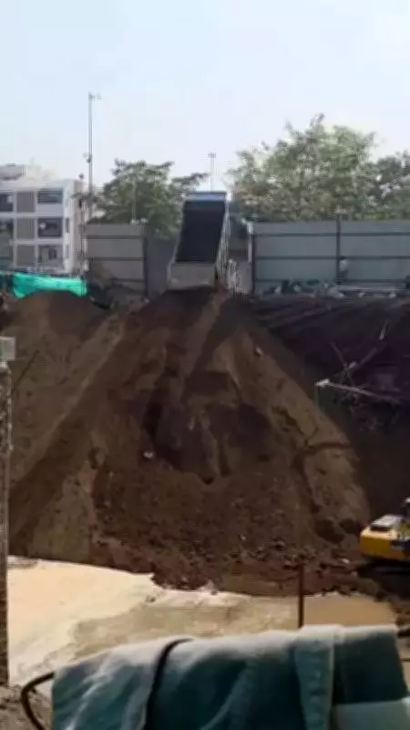 Diaphragm Wall Collapse Halts Construction at Surat Hospital Site