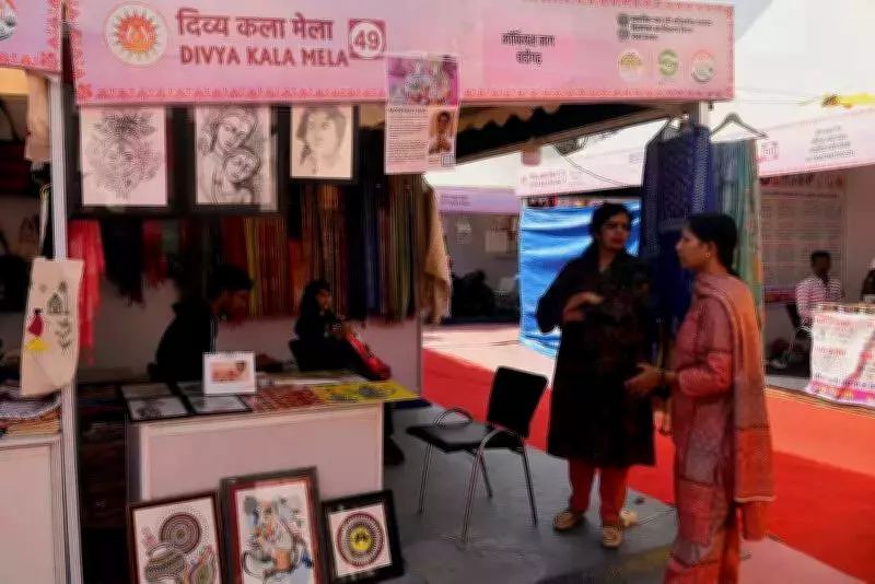 Divya Kala Mela Artisans Face Buyer Shortage Despite Exceptional Craftsmanship